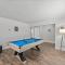 The Stylish Villa & Pool in DFW - بيدفورد