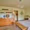 Ojai Vacation Home with Views on the East End - Ojai