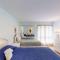 Heron Marsh Escape Split Level Villa Lake Views - باوليز آيلاند
