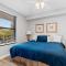 Captains Quarters 3BR Villa Steps from the Ocean - Поліс-Айленд