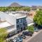 The LUX at Craftsman - Old Town Penthouse 2