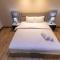 Luxury 3BR Pool View Near Airport! - 开罗