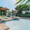 Villa Lady