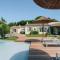 Villa Lady