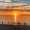 1ENSUITe GLENELG UNIT 31