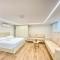 Flors Apartments