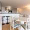 Sea-facing apartment for 4 people - لي توكيوت باريس بلاج