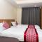 Rightway Hotel & Restaurant