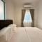 BNB Country Homestay, Rawang - 16 pax, pool, huge garden - Rawang