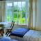 Happy Hill Guesthouse