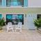 Sailfish Suites 1 - Waterfront & pet friendly