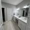 Stunning 3BR Home Near Downtown Houston - Sleeps 8