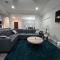 Stunning 3BR Home Near Downtown Houston - Sleeps 8