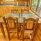 Tree Song Mountain Creek Cabin - إليجاي
