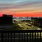 4 bed- Seaside, 1 block to AC Boardwalk & Shore