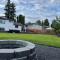 Quiet Retreat with Hot Tub, Pool Table and Spacious Yard - سبوكان