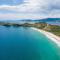 360 Splendor 104B-Ocean View Condo-Breakfast Included!