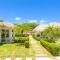Casa Callie- 3 Bedroom House With Pool