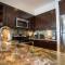 360 Splendor 207B-Ocean View Condo-Breakfast
