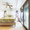 360 Splendor 206-Ocean View Condo-Breakfast Included!