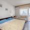Nice Apartment In Crikvenica With Wifi - Crikvenica (Cirquenizza)