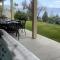 Lakeview Guest Suite Hottub-Netflix-BBQ - كيلونا
