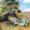 Stunning Home In Saint-Georges-De-Didon - 圣乔治-德迪多讷