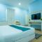 Tripli Hotels White Manor