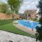 Luxury 2bedroom Unit in the city with a heated salt water pool - Toronto