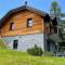 Tomtegl-Bergchalet-No-6-mit-Privatsauna-Infinitypool-Kamin-Fitnessraum-1500m-Seehoehe