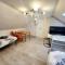 Mini hotel with home facilities in Hamilton West