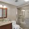 Corner 2BR With Ocean View and Beach Access 820 - 迈阿密海滩