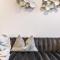 Ritzy Apartment in Iconic Australia 108 with Views