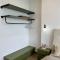 2Br Vinhomes Apt Balcony City view Cozy