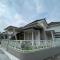 Andaru Villa Batu