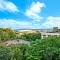 Oceanview Tropical - A Top End Poolside Oasis - Darwin