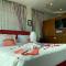Chaophayathara Riverside Hotel