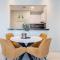 One Bed in Dubai Marina with Marina Views, Hosted by Desert City Stays - 迪拜