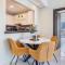 One Bed in Dubai Marina with Marina Views, Hosted by Desert City Stays - 迪拜