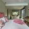 Lindsay Manor VaNa 4BHK Private Pool 1KM Beach