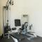 The Summit Apartments - Spacious 9th floor apartment
