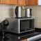 StoneTree - Newly Furnished - Near Metro