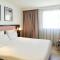 B&B HOTEL Saint-Quentin-en-Yvelines Centre Gare 4 étoiles - Montigny-le-Bretonneux