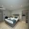 Kyriad Saumur Hyper Centre Hôtel, Appartements, Séminaires et SPA soins Sothys Paris