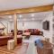 Bartlett Vacation Rental with Wraparound Deck! - بارتليت