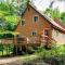Bartlett Vacation Rental with Wraparound Deck! - بارتليت