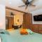 King Suite with Private Balcony, Rooftop Pool, Gym - 图卢姆