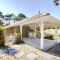 Villa rénovée,piscine chauffée, dans les pins à 4min de locéan-AG29