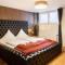 Skylodges