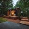 Glamping cottage with glass front and hot tub!